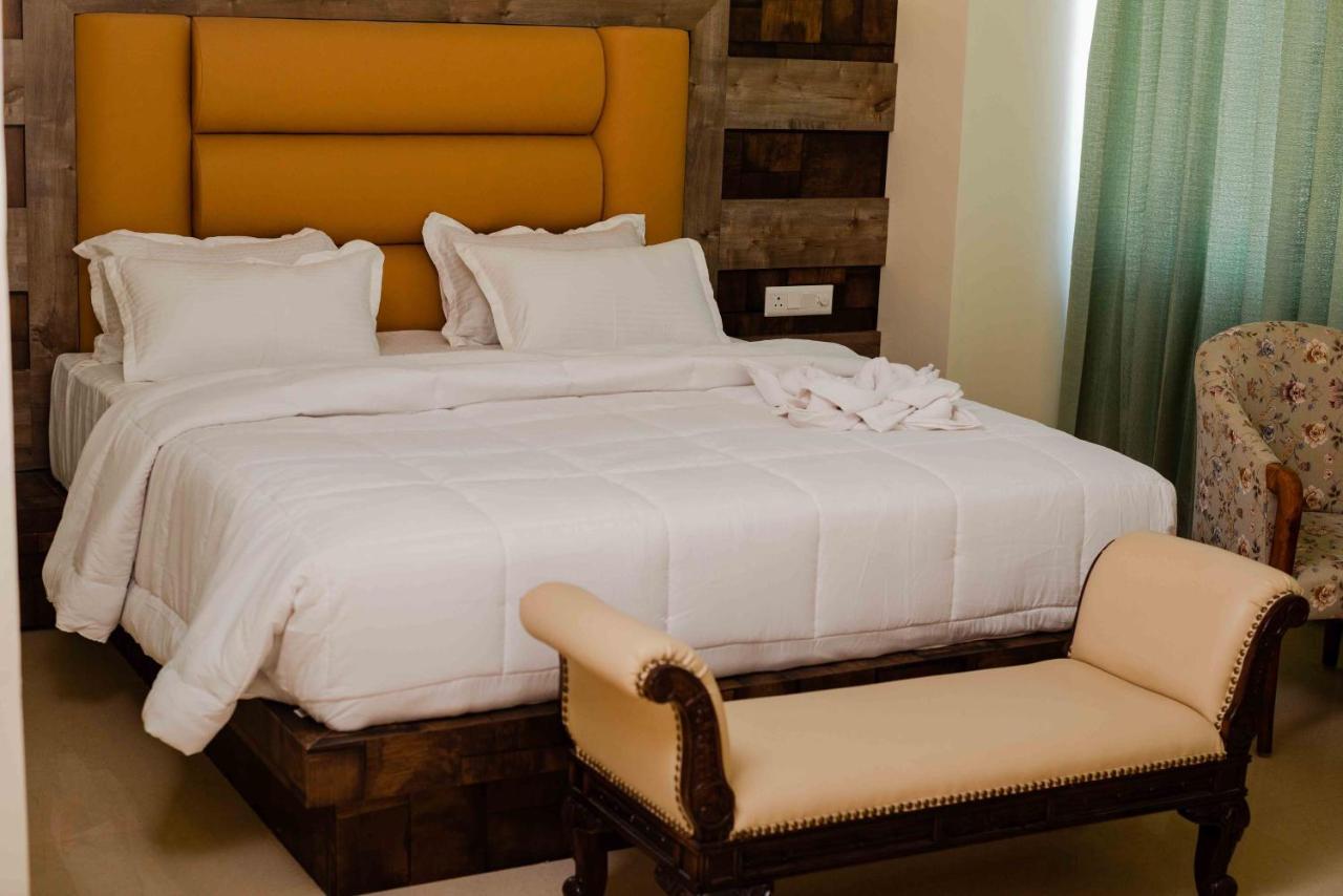 Hotel Grand Lotus Dimāpur Eksteriør bilde